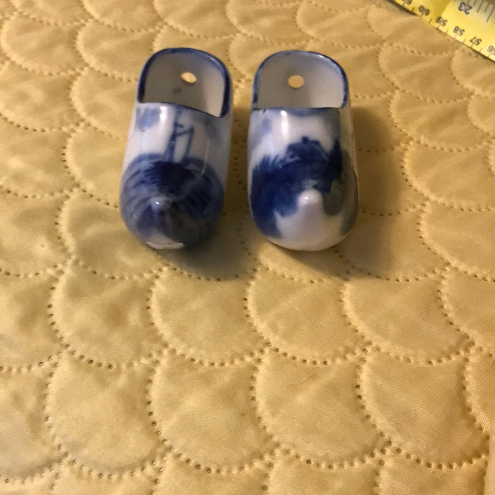 Ceramic Dutch shoe Minature